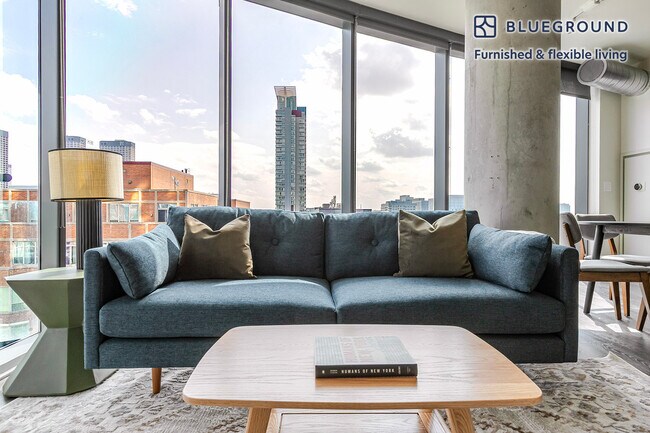 Foto del edificio - 730 W Couch Pl