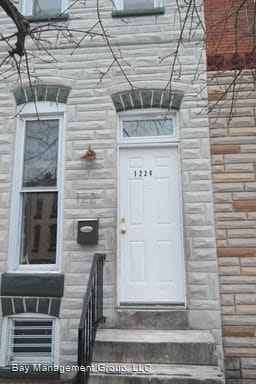 Building Photo - 1224 James St