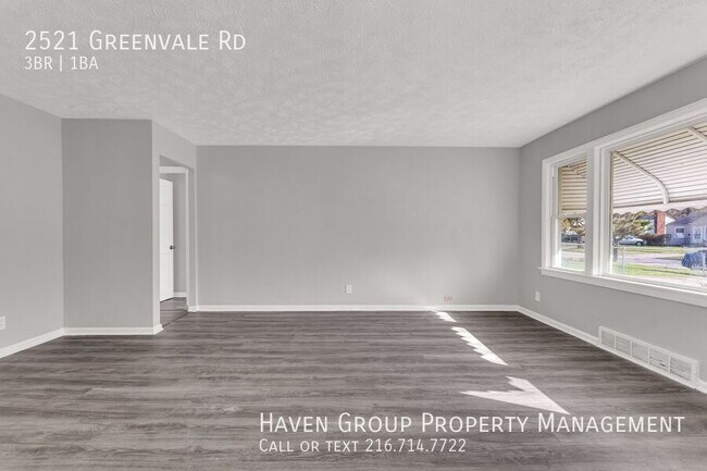 Foto del edificio - 2521 Greenvale Rd