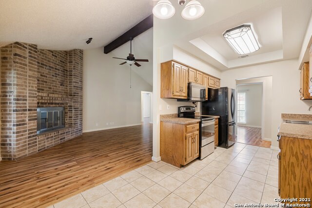 Building Photo - 8019 Dove Flight St