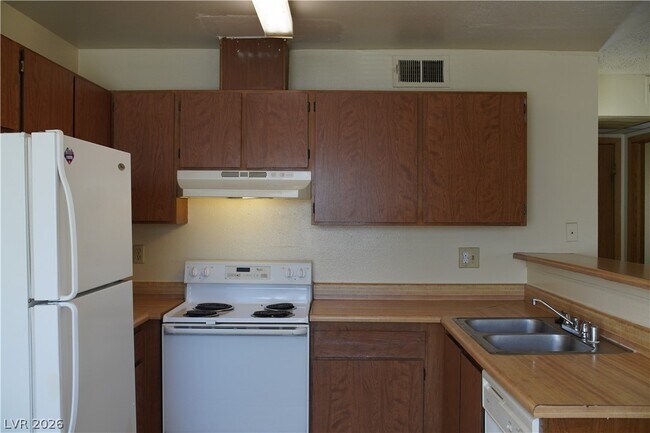 Foto del edificio - 4646 Tracylynn Ln