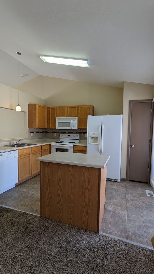 Photo - 2 BEDROOM / 1.75 BATH RANCH HOME IN RIDGEVIEW AT STETSON HILLS!