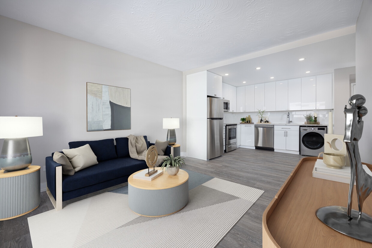 Primary Photo - Sunset Tower