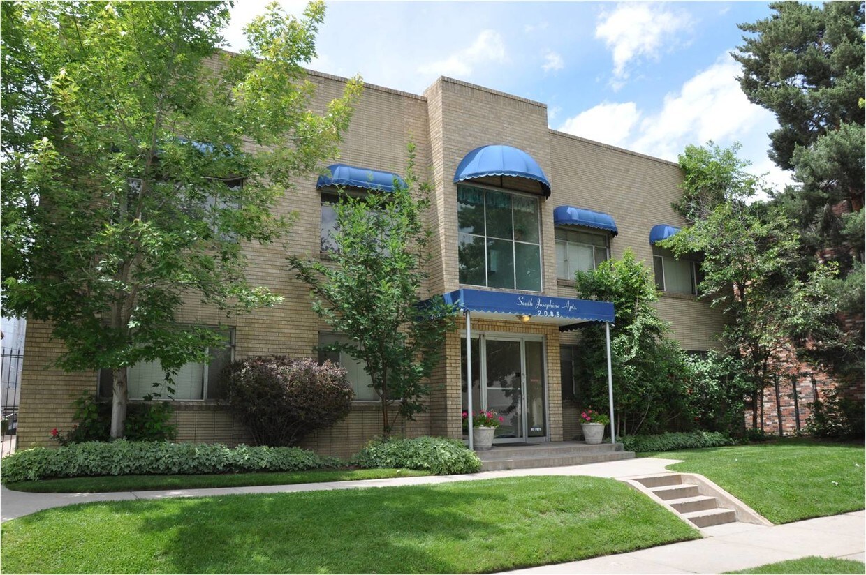 Foto principal - 2085 S Josephine St