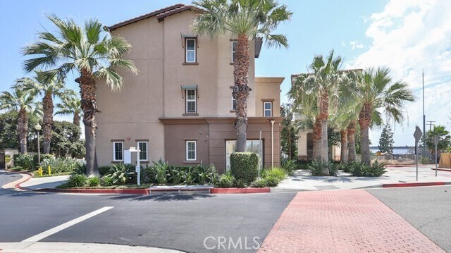 Building Photo - 106 E Santa Fe Ct