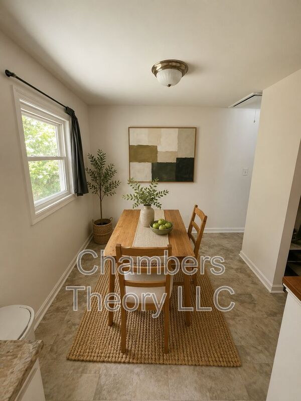 Foto del edificio - 6514 Berkshire Dr