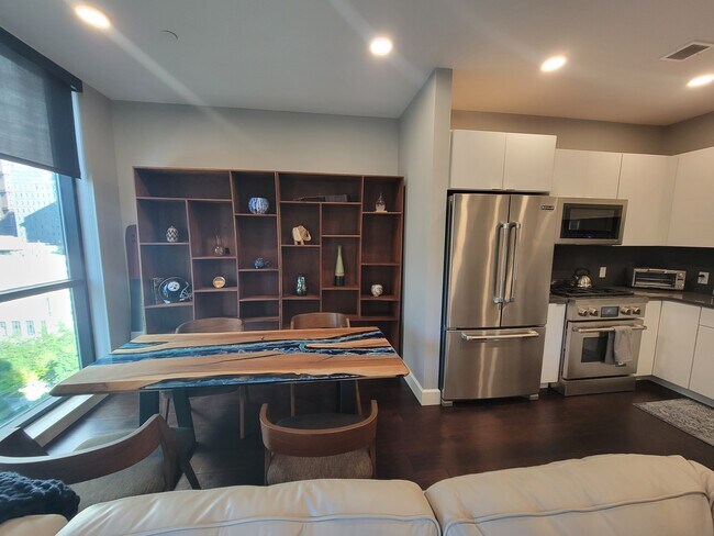 Foto del edificio - 350 Oliver Ave