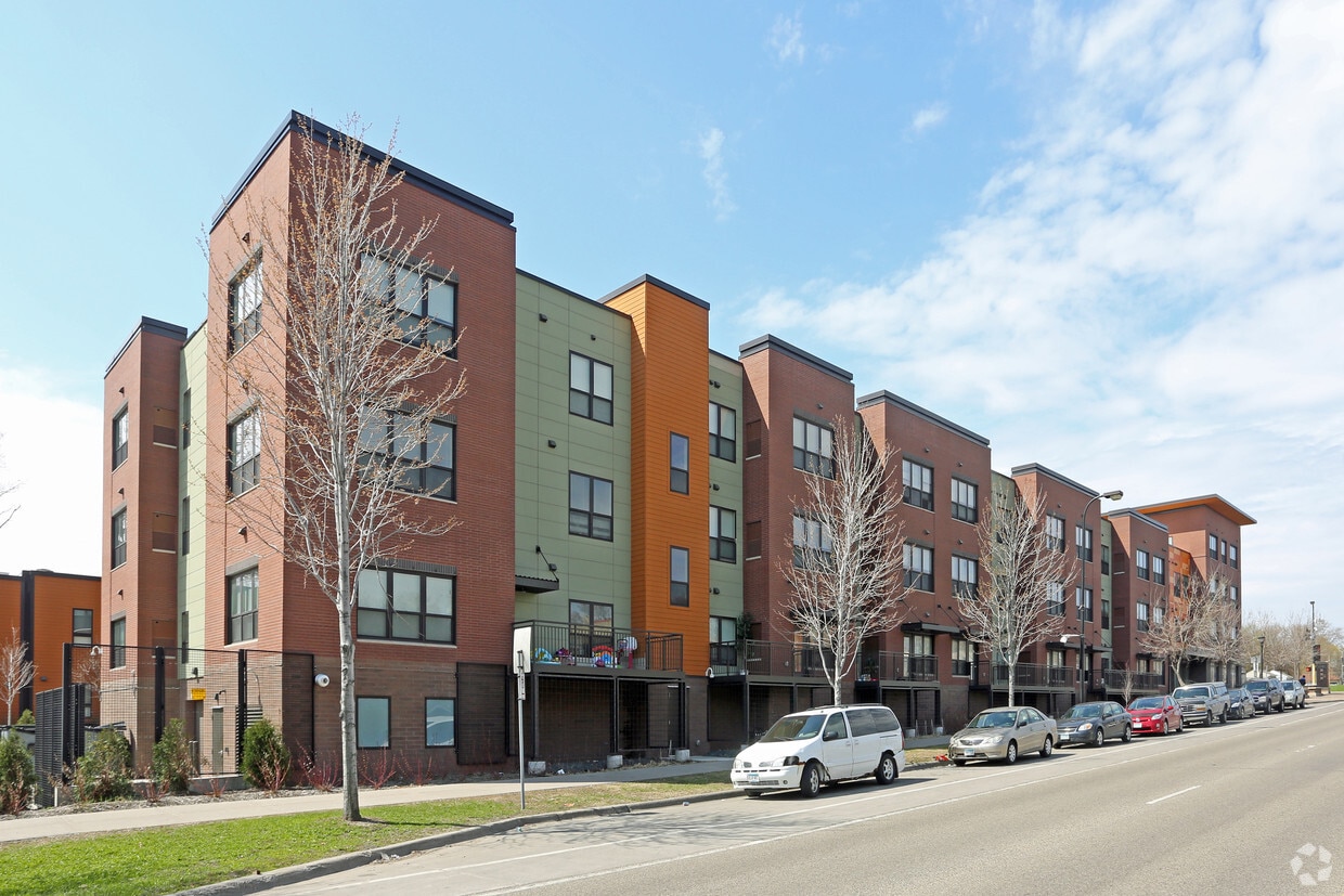 Primary Photo - Hawthorne Eco Village