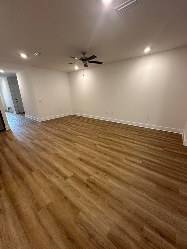 Building Photo - 183 Holley Grv Ln