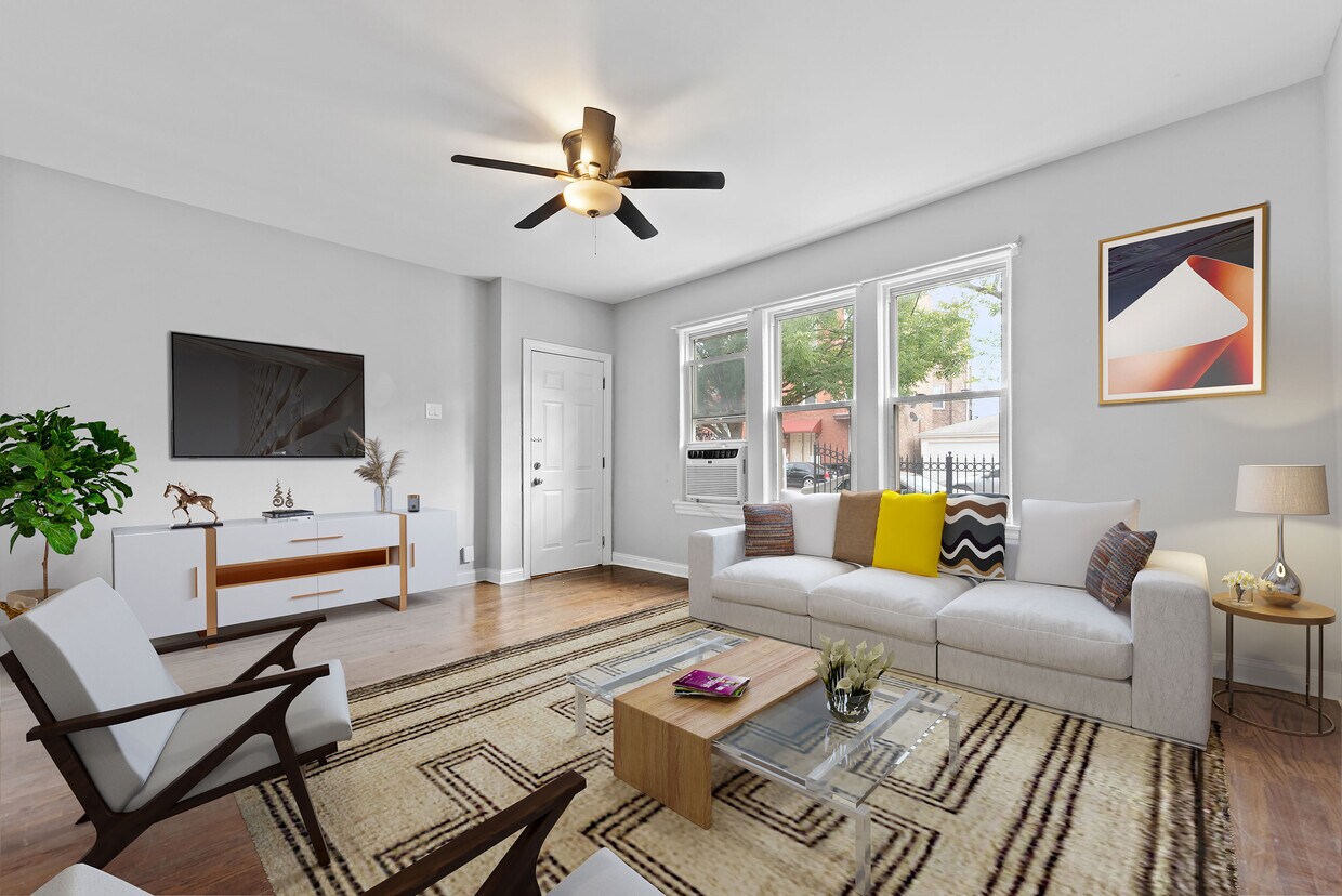 Primary Photo - 2134 W 24th St