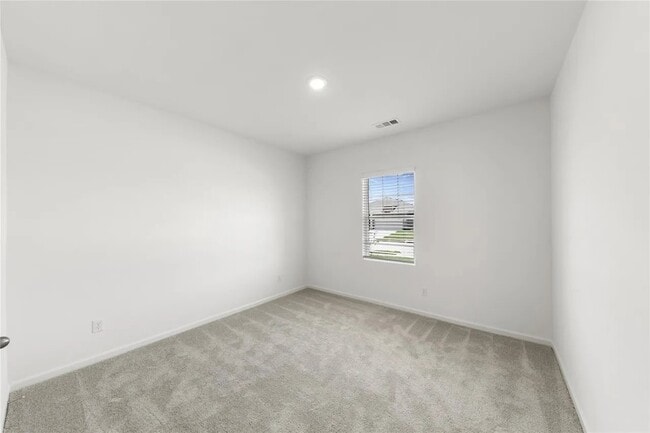 Building Photo - 1828 Sandlin Dr