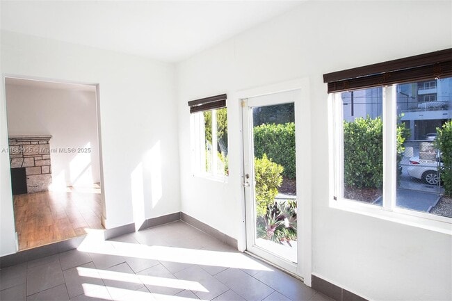 Foto del edificio - 1022 SW 3rd Ave