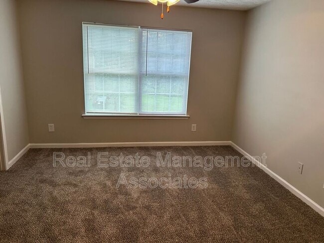 Foto del edificio - 1768 Carrington Dr