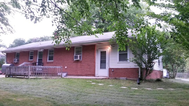 Building Photo - 8408 Adelphi Rd