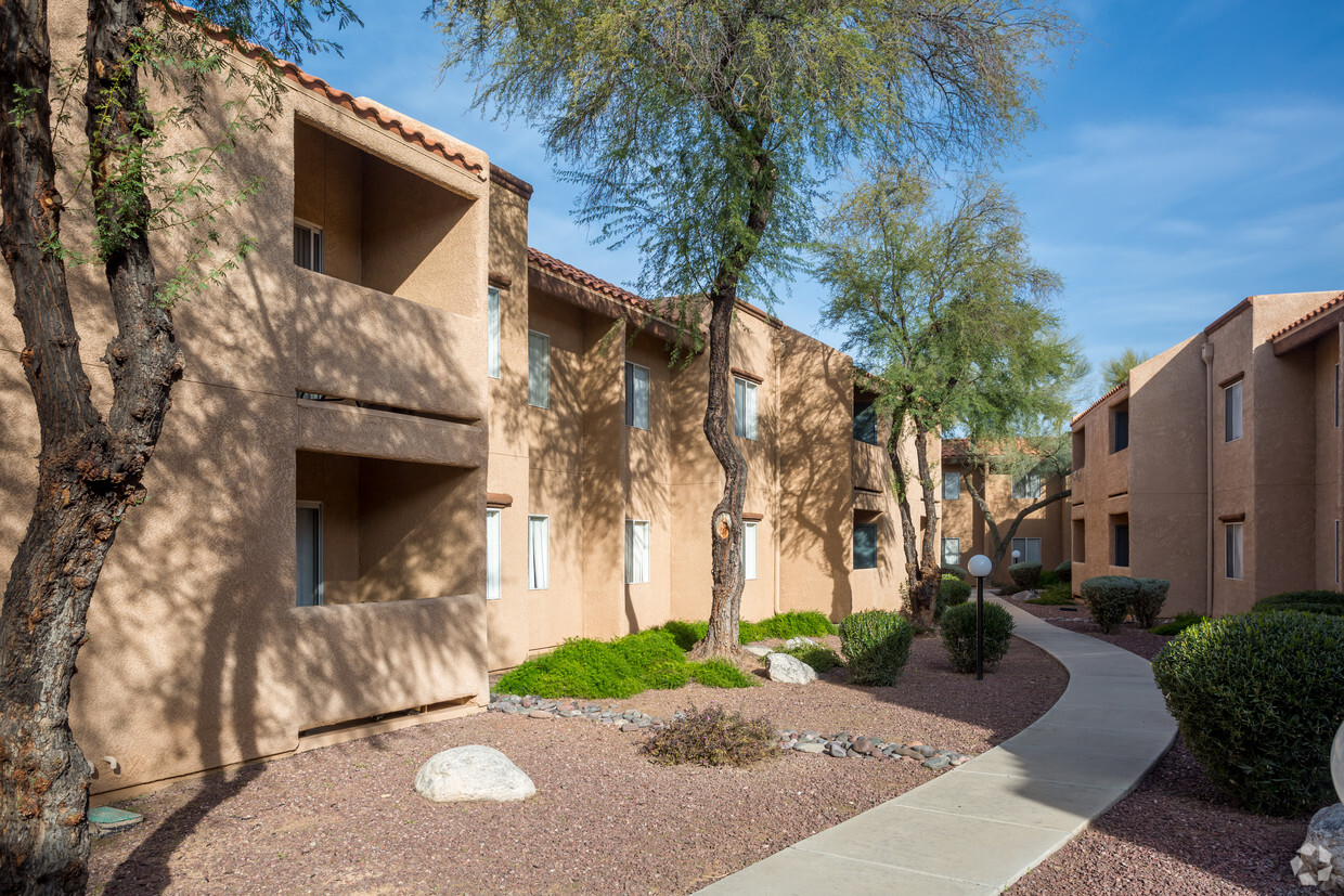 Springs Apartments Tucson