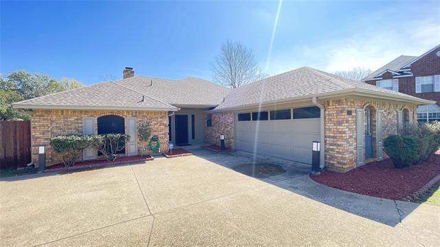 Foto del edificio - 6119 Kingswood Dr