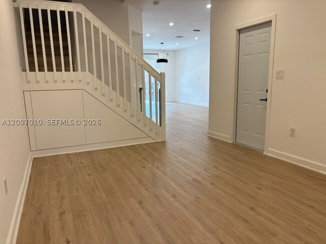 Building Photo - 8671 NW 112th Ct