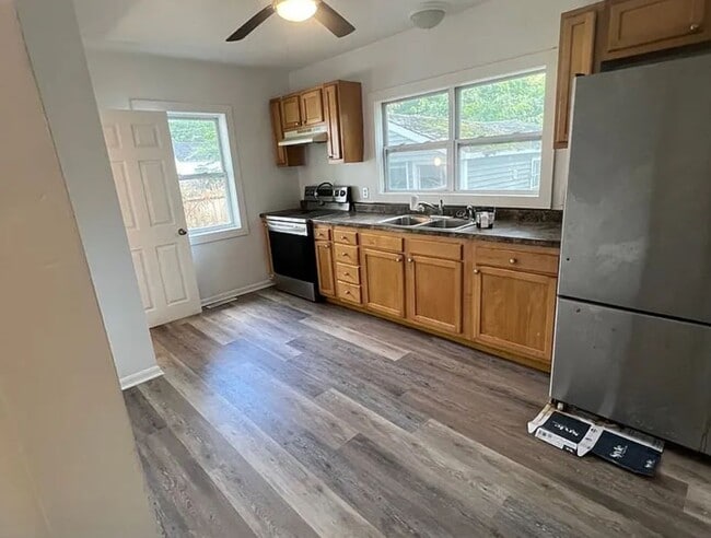 Foto del edificio - 210 N Lincoln Ave