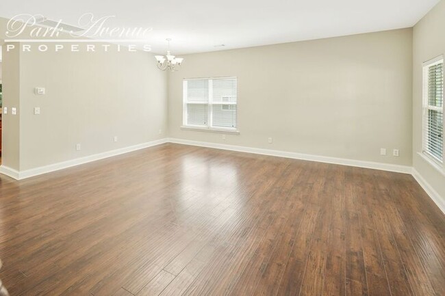 Building Photo - 7038 Evanton Loch Rd