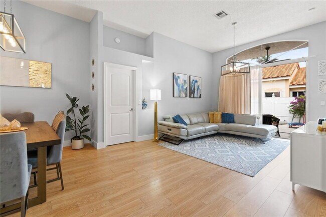 Foto del edificio - 17851 NW 19th St