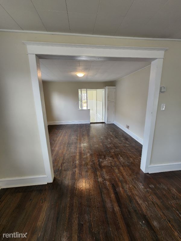 Foto del edificio - 4 br, 2.5 bath House - 131 Watkins Ave