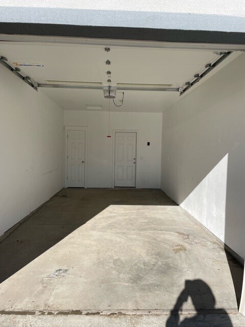 Cochera - 372 Park Ave