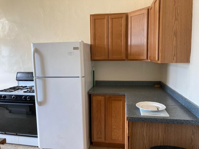 Foto del edificio - 328 E Knapp St