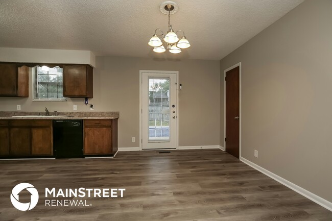 Building Photo - 431 Sunset Dr