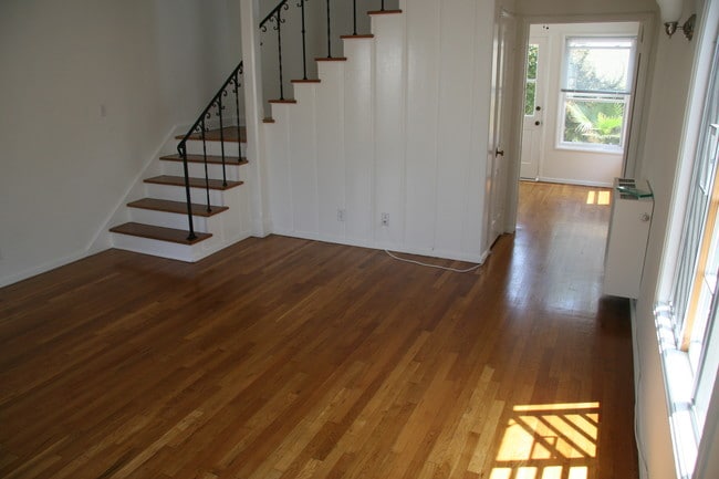 Foto del edificio - 2028 3/4 Argyle Ave