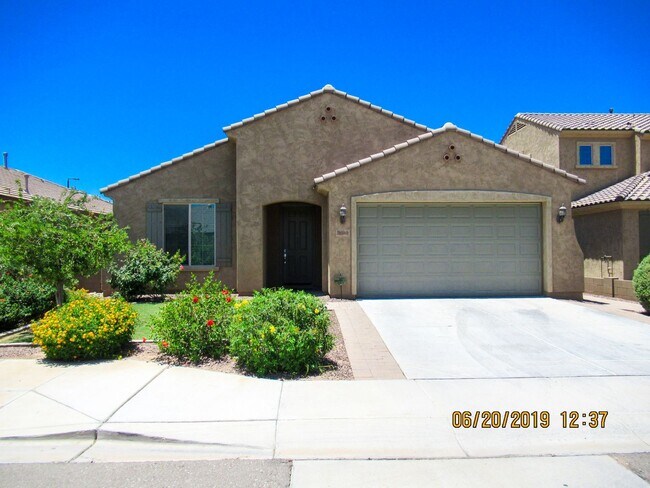 Foto del edificio - Lovely 4Bedroom / 2Bath Home!!