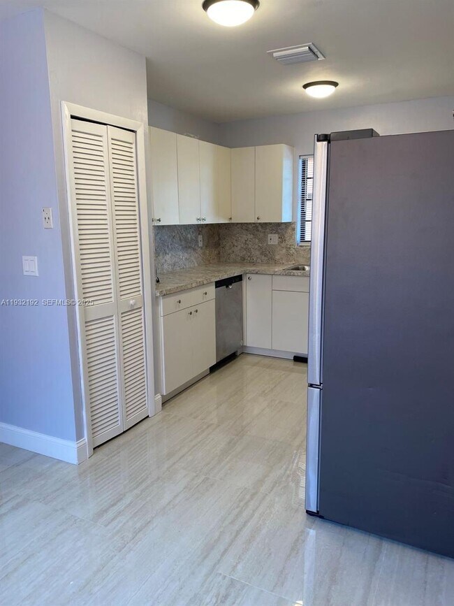 Foto del edificio - 16891 SW 92nd Ct