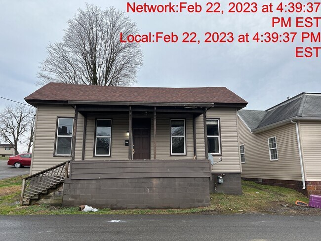 Building Photo - 911 Hawthorne St