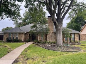 Building Photo - 411 Sycamore Creek Rd