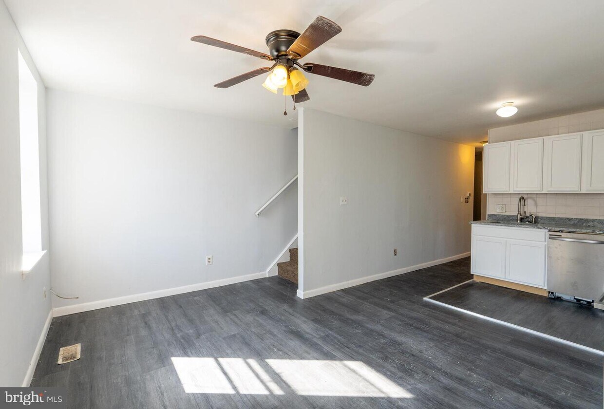 1904 S 5th St Unit 2ND FL, Philadelphia, PA 19148 Apartment for Rent