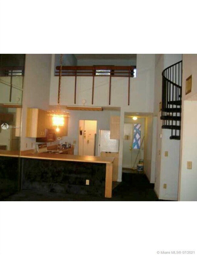 Building Photo - 3643 SW 70th Ave