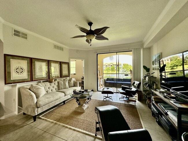 Foto del edificio - 12935 Violino Ln