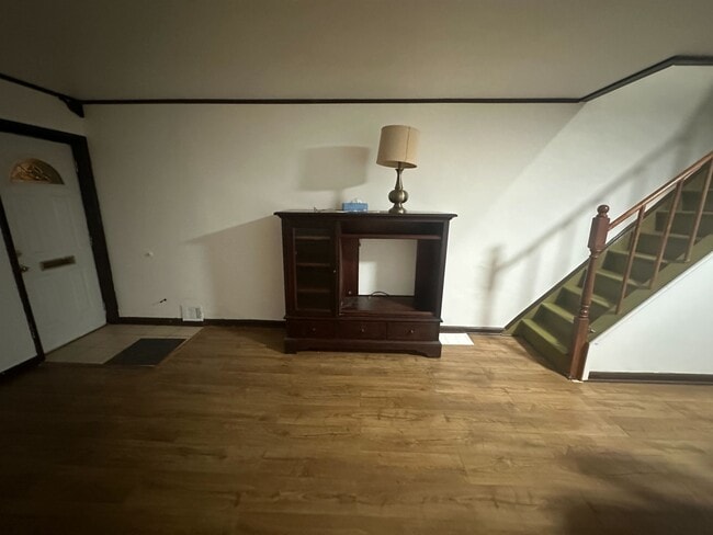 Photo - 2439 S Iseminger St House