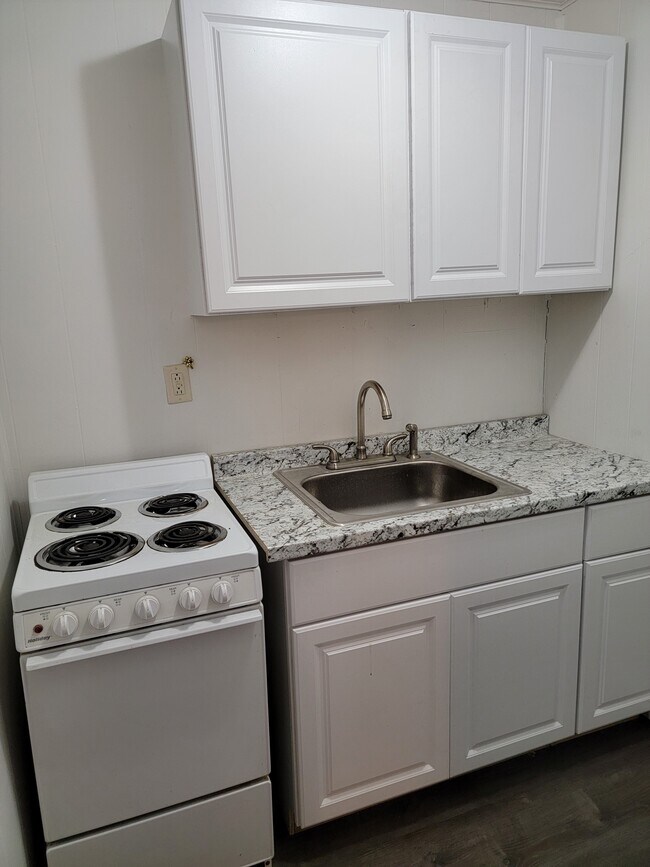 Building Photo - 3201 Church St