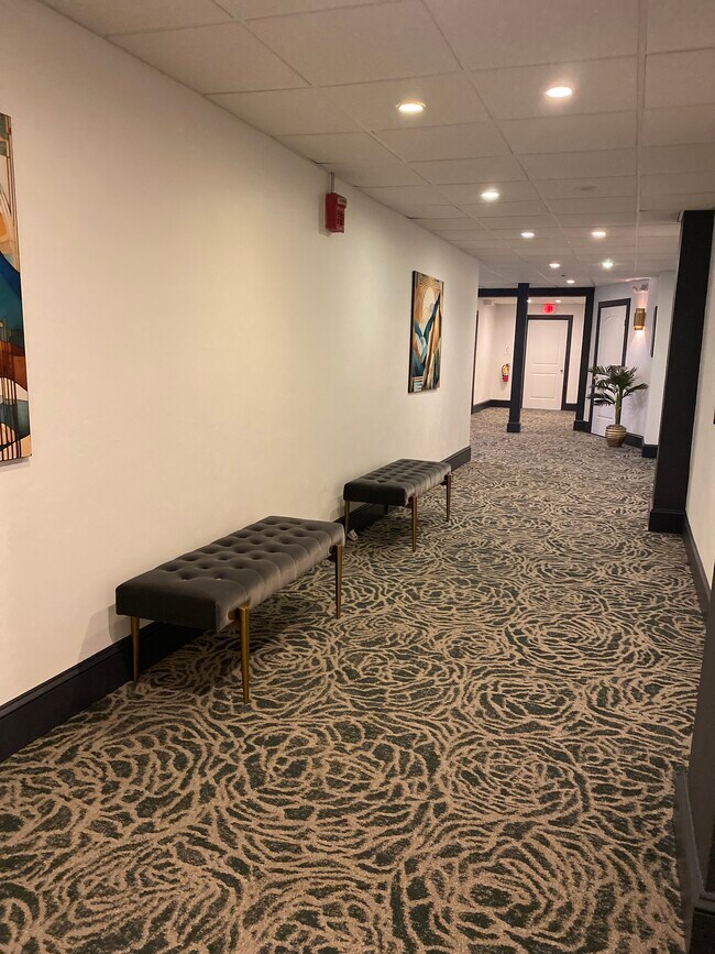 Foto del edificio - The Estates