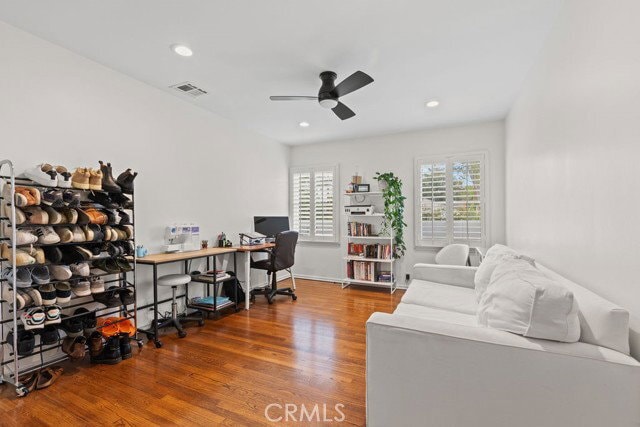 Foto del edificio - 2450 Bonnie Brae