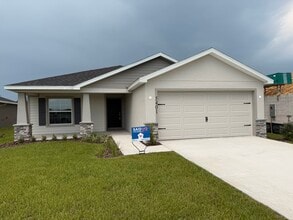 Building Photo - 5401 SE 129th Ln