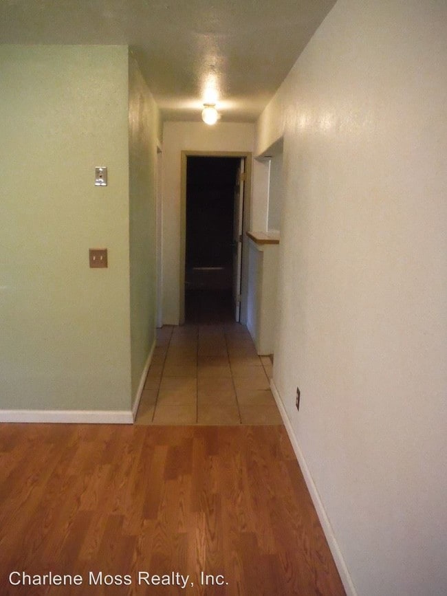 Foto del edificio - 5830 E Columbus Way