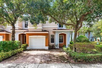 Building Photo - 5056 Astor Cir