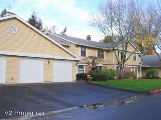 Building Photo - 522 SW Eastman Pky