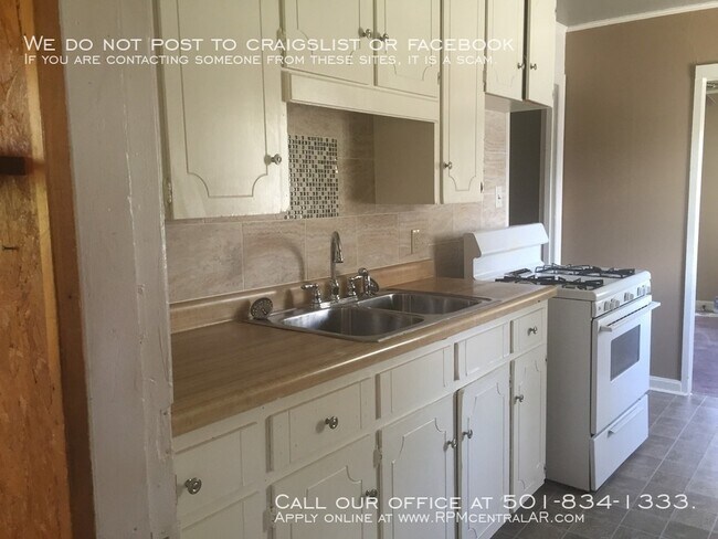 Foto del edificio - 307 Sherwood Ave