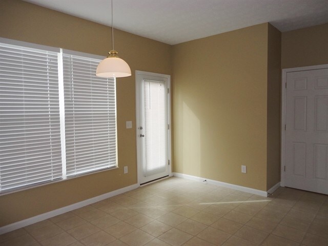 Building Photo - 4264 N Gensen Loop
