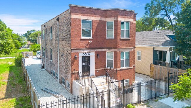 Foto del edificio - 6807 S Paulina St