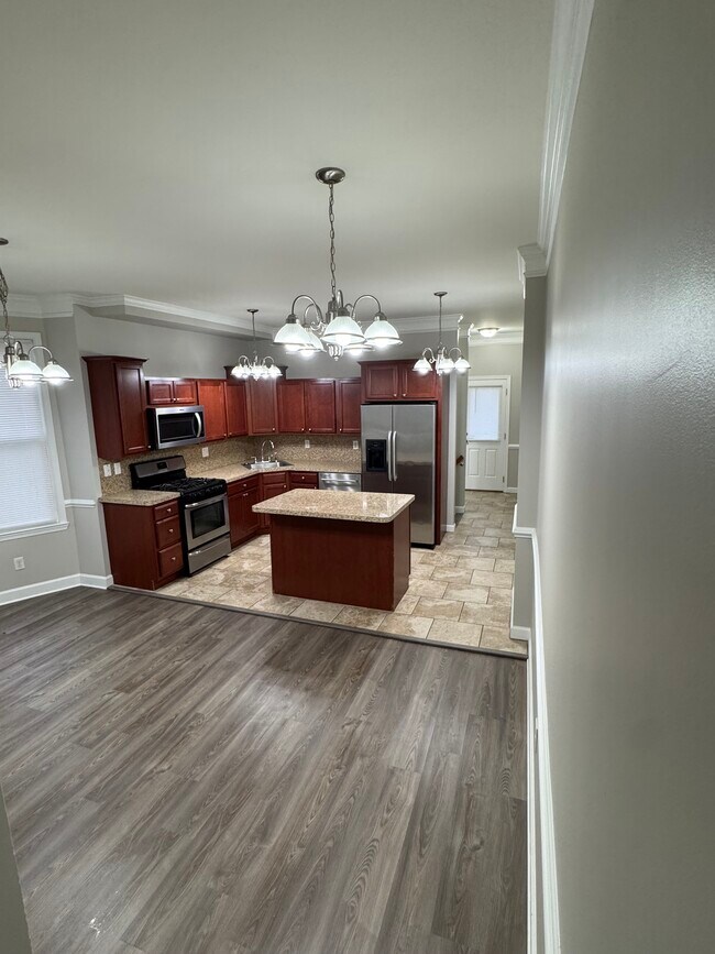 Foto del edificio - 414 S Augusta Ave