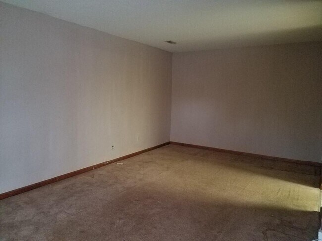 Building Photo - 10228 Penrith Dr