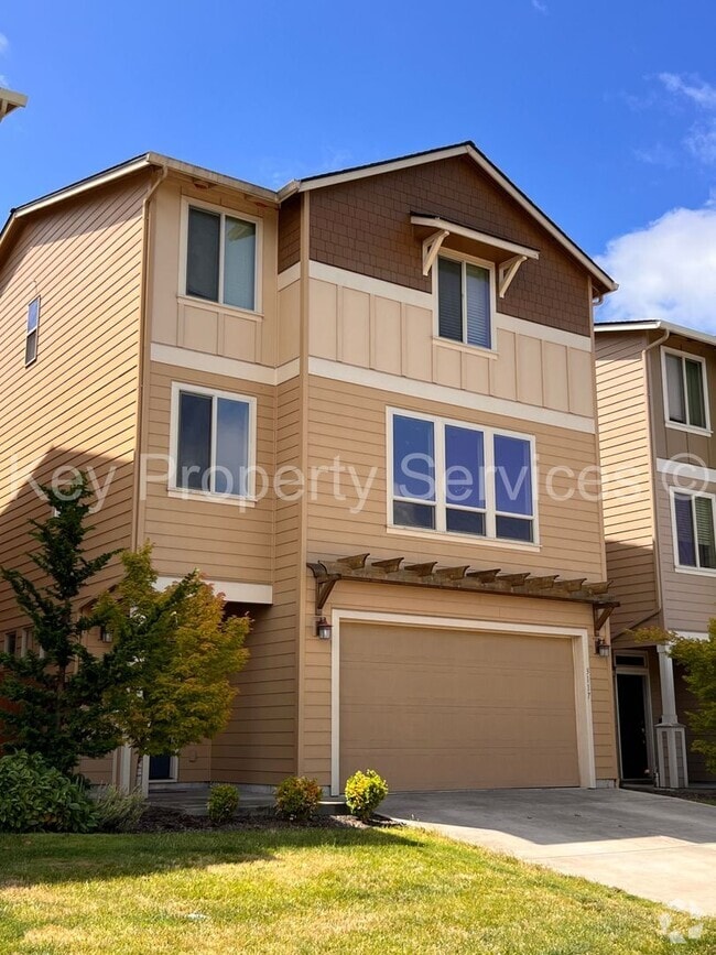 Building Photo - 3117 NE 74th St